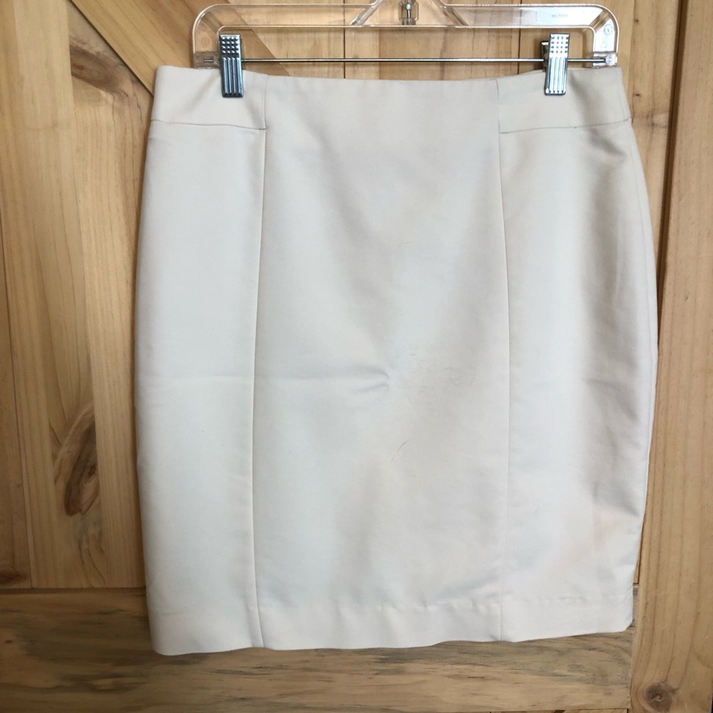 H & M Classic Cream Pencil Skirt Size 12